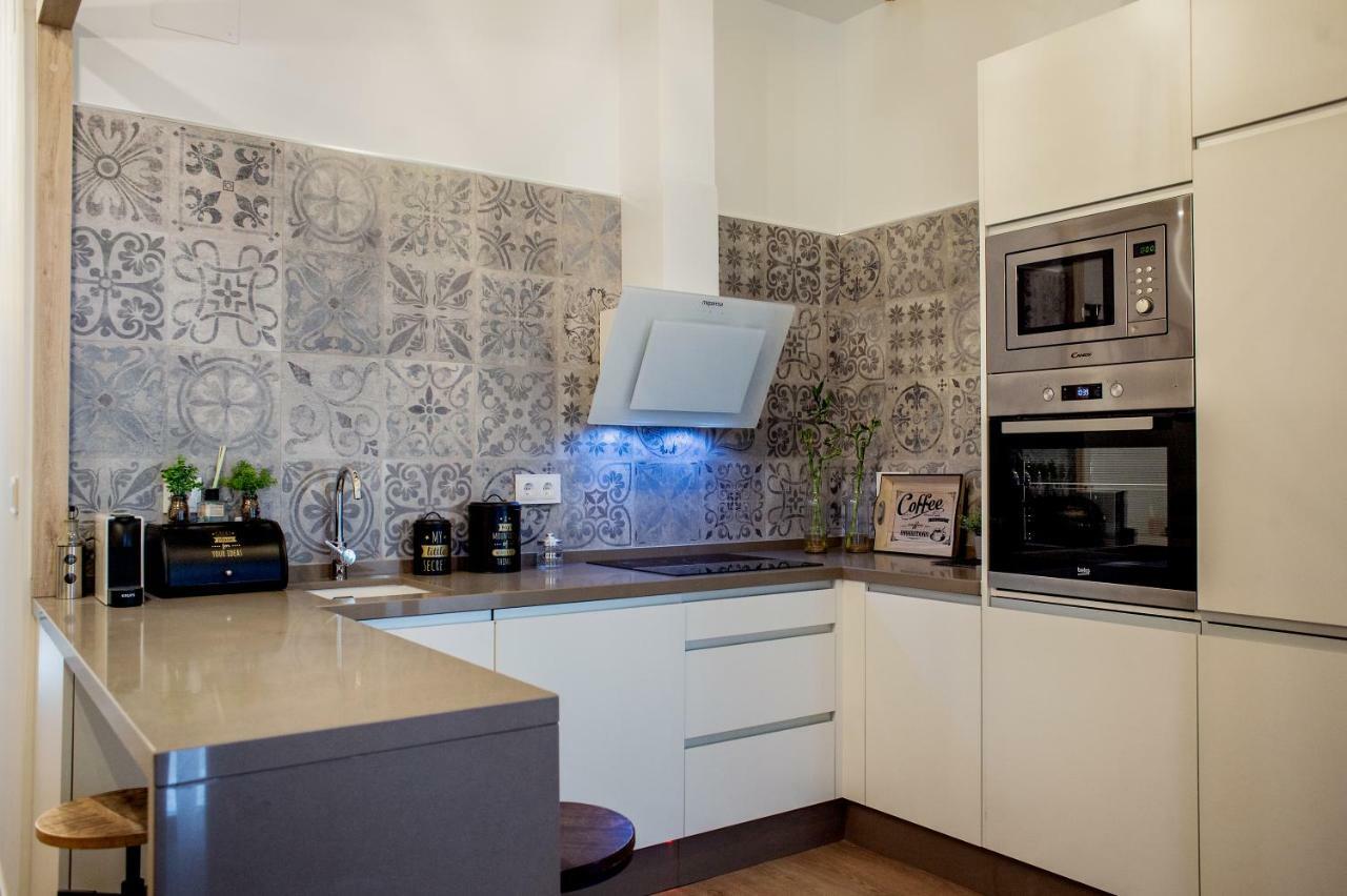 Caces Apartamentos Turisticos Moret 11 - 2A מראה חיצוני תמונה
